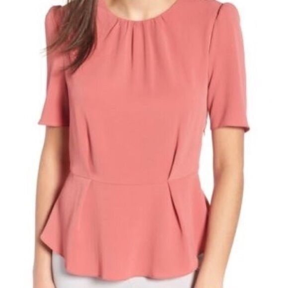 WAYF Short Sleeve Peplum Top - Picture 1 of 7